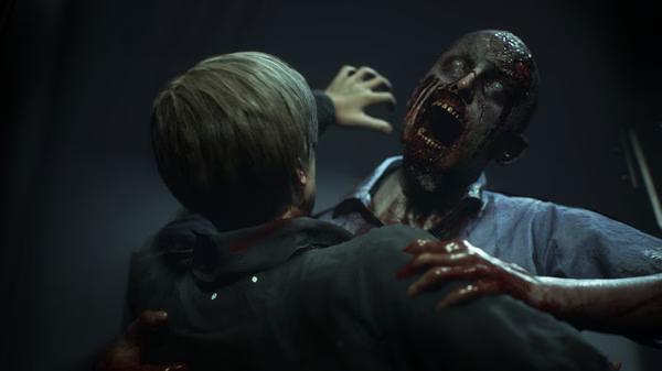 Resident Evil 2 screenshot: A tense encounter as a character grapples with an attacking zombie in a dark setting.