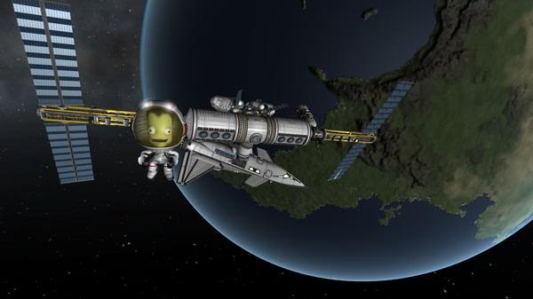Kerbal Space Program screenshot: A Kerbal astronaut floats beside a large space station orbiting Earth-like planet.
