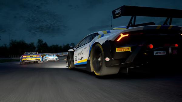 Assetto Corsa Competizione screenshot: Night race featuring several GT cars speeding on a track, headlights illuminating the course.