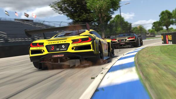 iRacing screenshot: Two race cars speed down a curving track, kicking up dust, with trees and empty stands in the background.