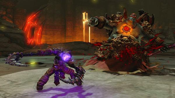 Darksiders II Deathinitive Edition screenshot: A warrior battles a large armored creature in a fiery, stone-walled arena.