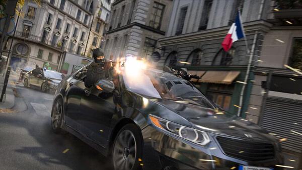 A Call of Duty®: Modern Warfare® 4 screenshot showing armed soldiers engaging in a high-speed car chase through a city street.