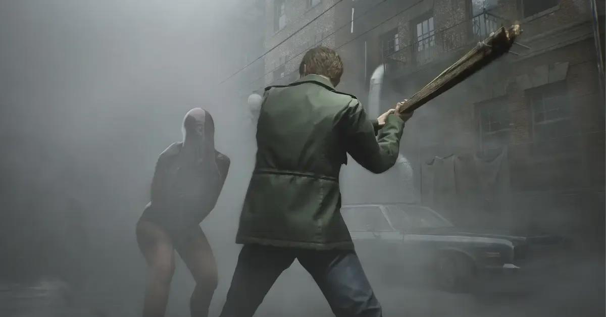 Silent Hill 2 atmospheric foggy town scene